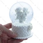 گوی برفی موزیکال متوسط طرح دو فرشته