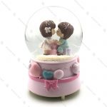 گوی برفی موزیکال فول طرح دختر پسر عاشق