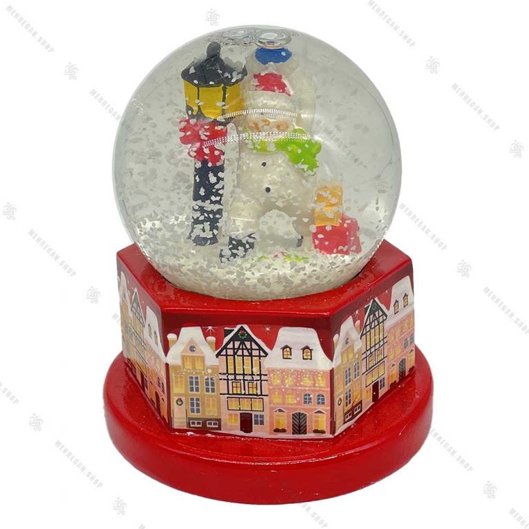 گوی برفی ساده مدل آدم برفی ایستاده