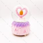 گوی موزیکال برفی فول طرح ملکه و قلب صورتی