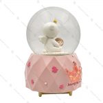 گوی برفی فول طرح خرس تاج به سر