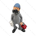 مجسمه مرد رنگ کار