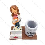 مجسمه و جاقلمی خانم دامپزشک