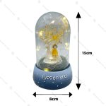 تراریوم دختر نشسته بر گوزن سفید